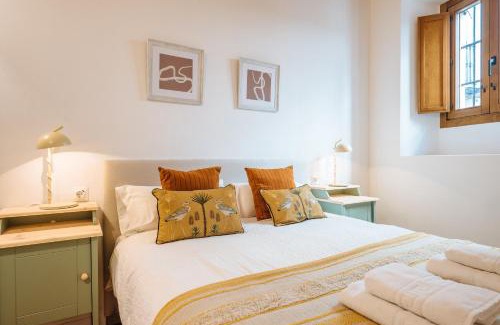 Encarnacion-Regina Villa | Preciosa Casa Renovada Centro Histórico 11 personas