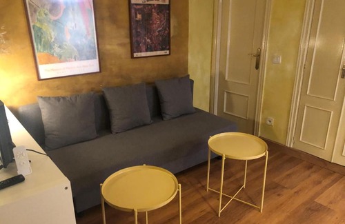 Barrio de La Latina Apartment | PRECIOSO ESTUDIO CON TERRAZA EN EL CORAZON DE MADRID Calle Cava Baja, 30