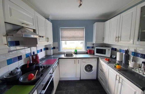 Holytown House | Premier - Kenilworth House
