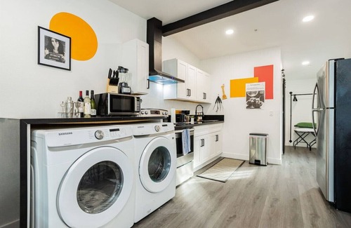 Beverly Green Apartment | Premier Modern Vegas Escape: Arts District & Patio