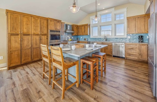 Hatteras House | Premier Oceanfront Dog Friendly w/Pool, Hot Tub, Elevator, Theater & Game Rooms