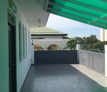 Victoria Hotel | Premierz Hotel