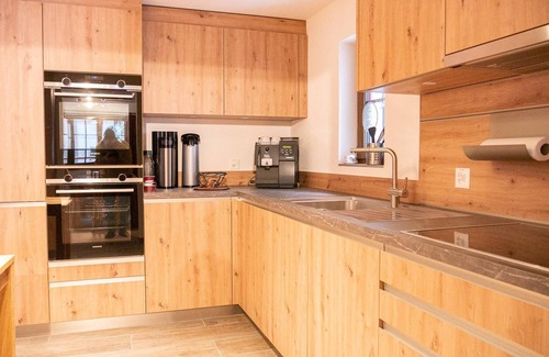 Churwalden Apartment | premium apartment «capricorn» in the stettli resort, for groups up to 14 people