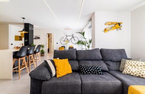 Camino de Ronda Apartment | Premium apartment Granada Center with balcony view