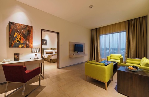 Phaltan Hotel | Pride Elite Phaltan