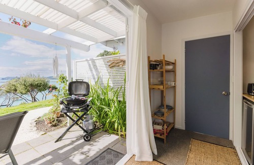 Kerikeri Apartment | Prime Waterfront Studio in Opito Bay - nOne of the Bay's Best Spots