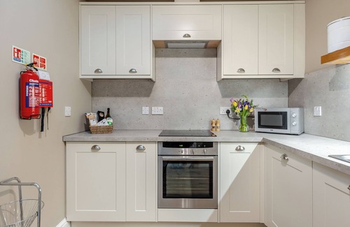 Ludwel Cottage | Prince Arthur & Catherine-UKC4032