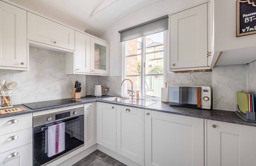 Windsor House | Prince Consort Cottages, Windsor