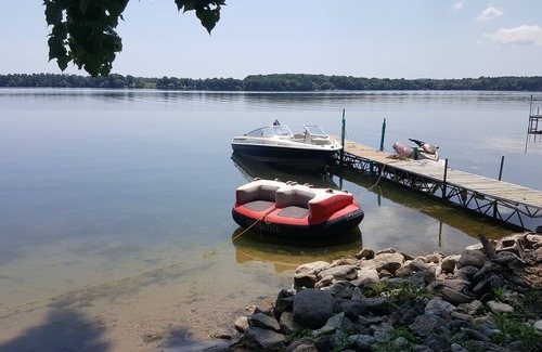 Adolphustown Cottage | Prince Edward County-A Ferry Ride Away, 2 Bedroom Waterfront Cottage Rental.