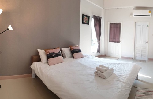 Bang Pla Soi Apartment | Prinya House