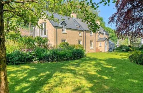 Haverfordwest House | Priory Stile