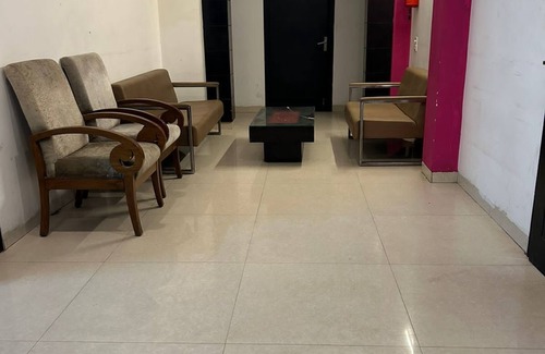 South City I Apartment | Private 5bedrum party floor in central Gurgaon