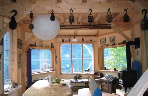 Homer Cabin | Private Alaskan Wilderness Park Kayaking Dream Lodge