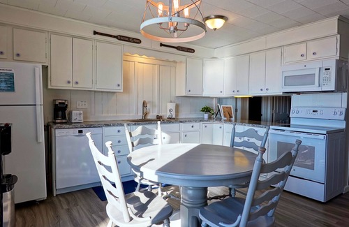 Isle Cabin | Private Beach on Lake Sleeps 17: Two Cabins, Kayaks, Docks, & Firepits