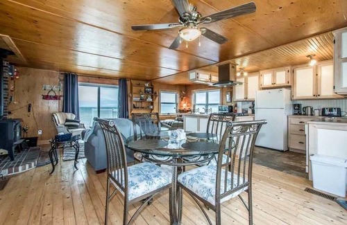 Scots Bay Cottage | Private beachfront cottage