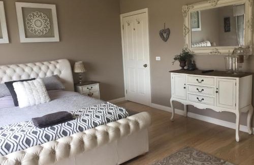 Tallarook House | Private Bedroom in Modern Farm Homestead