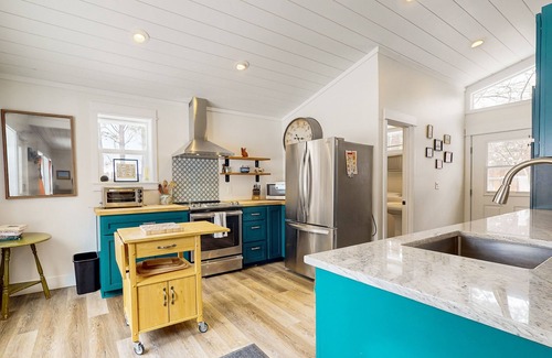 Bend House | Private dog-friendly adventure home with wood stove, open layout, grill, & AC