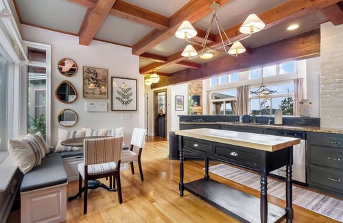 Helen House | Private estate w/hot tub, sauna, game room, theater, pickleball & epic views