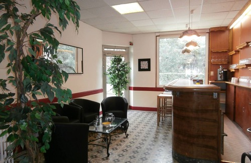 Thueyts House | Private family country house 15 pers. Private swimming pool and SPA. rated 4 stars