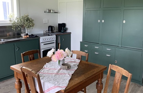 Gimmerbum Cottage | Private farm cottage, lovingly restored with no extra charges