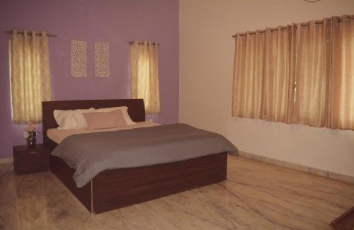 Chevella Villa | Private Farm House in Moinabad with Tree house & Garden, pets allowed