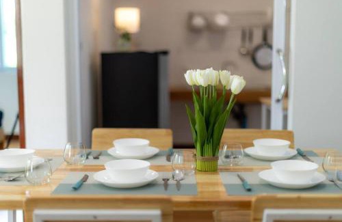 Chaiyasathan House | Private Garden House, Chiang Mai