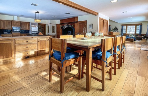 Plainfield House | Private Guesthouse Getaway at Blue Forest Farm - 360+ acres