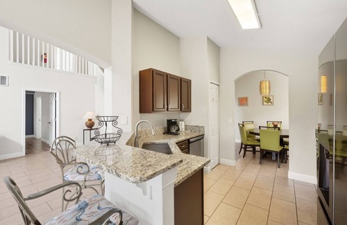 Loughman Apartment | Private Heated Pool~Resort~Near Parks~Game Room