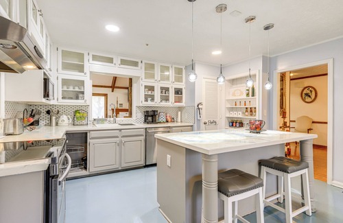 Graham House | Private Hot Tub & Sauna: Georgia Nature Retreat!