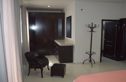 Maestros House | PRIVATE HOUSE AT ENSENADA B.C. MEXICO, 3 BEDROOMS, KITCHEN, PARKING FOR 7 PEOPLE