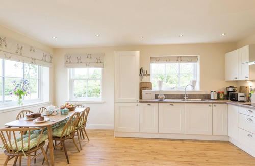 Alexandria House | Private house in 60 acres on shores of Loch Lomond, sleeps 8