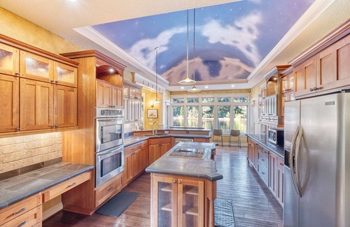 Long Beach House | Private LAKE, AMAZING VIEW, HOT TUB, Luxury (LakeForest)