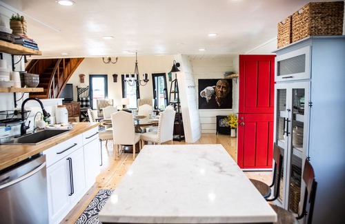 Sitka House | Private Lighthouse with Luxurious Ammenaties