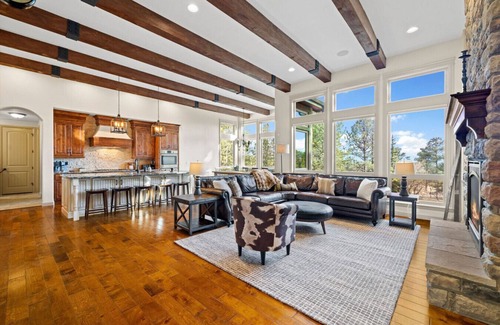 Colorado Springs House | Private Luxury Lodge in Colorado Forest