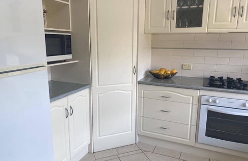 Renmark House | Private mooring with access to the main river, just 75 metres away.