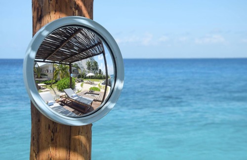 Zona Hotelera Norte Villa | Private Oceanfront Villa/Fully Staffed/daily cleaning and concierge.