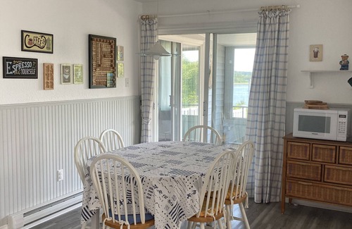 Tracadie Cottage | Private Oceanfront Fisherman’s Cottage