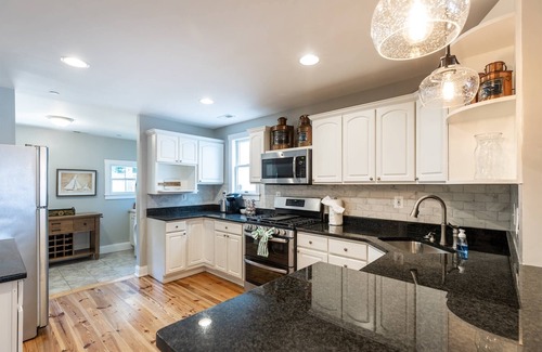 Historic District House | Private Patio at Charming Hanover House Across from USNA Gate 3