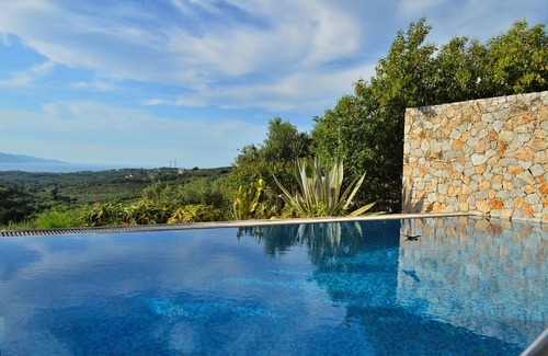 Platanias Villa | Private pool ★ Outdoor kitchen + BBQ ★ Sea View
