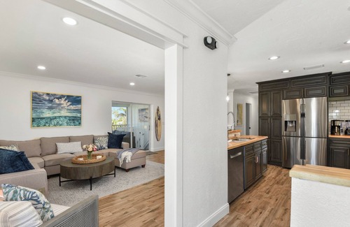 Fort Myers Beach House | 🌊Private Pool-Great for Large Groups-6BR Coral Cove🌊