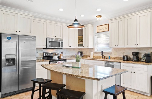 Laguna Beach Estates House | Private Pool | 2-Min Golf Cart to Beach | Close to 30A