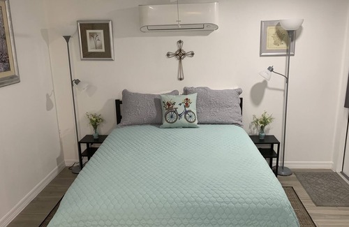 Timber Pond III Apartment | Private relaxing modern studio near everything in Brandon LOOK FOR DISCOUNTS!