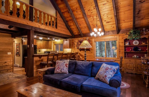 Rowleys Bay House | Private Retreat in the Woods