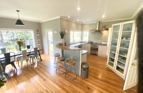 Taradale House | Private Retreat on Church Road Wineries doorstep