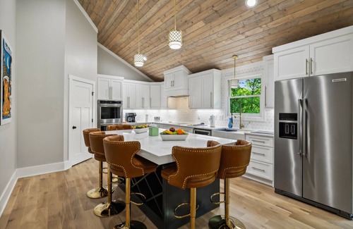 Hendersonville House | Private Retreat North of Nashville