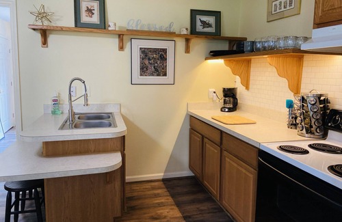 Lawrenceville Cottage | 🐎~Private Romantic Cottage #FarmStay-BabyGoats~🐎