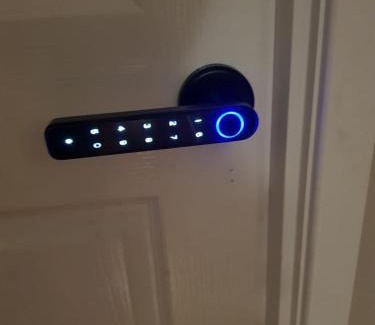 Craigieburn House | Private Room 3- Shared Space-Street Parking