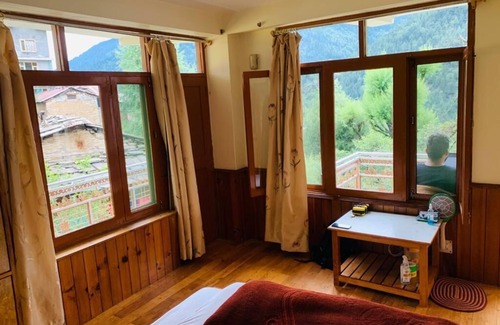 Vashist Bed & Breakfast | Private room with Mountain View and private litchen