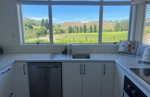 Havelock North House | Private setting with vineyard outlook yet only moments from the Village.