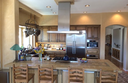 Topanga House | Private Topanga/Malibu Dream Home on State Park with Amazing Views, Pool & Spa